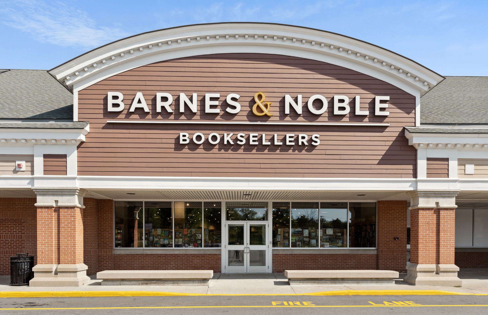 Barnes & Noble