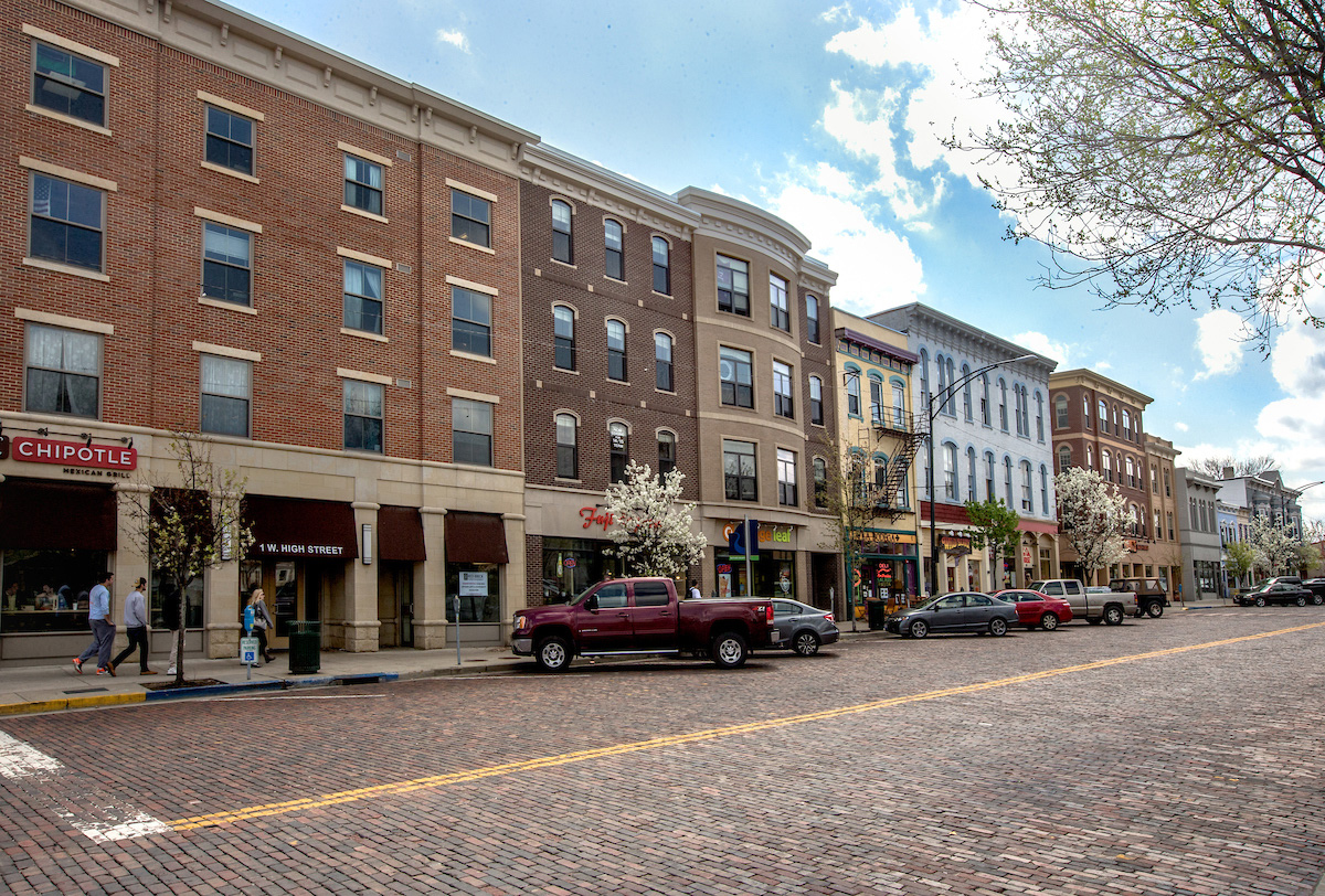 Ohio) Miami University (Oxford