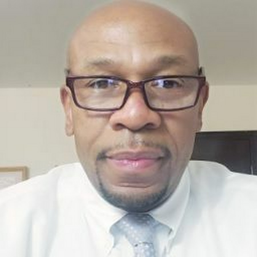 Michael William Holmes